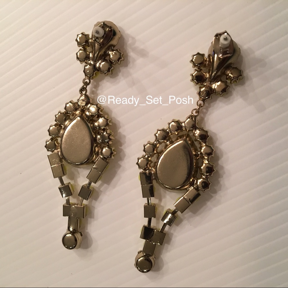 Neon yellow and white Whitestone earrings - Picture 4 of 5